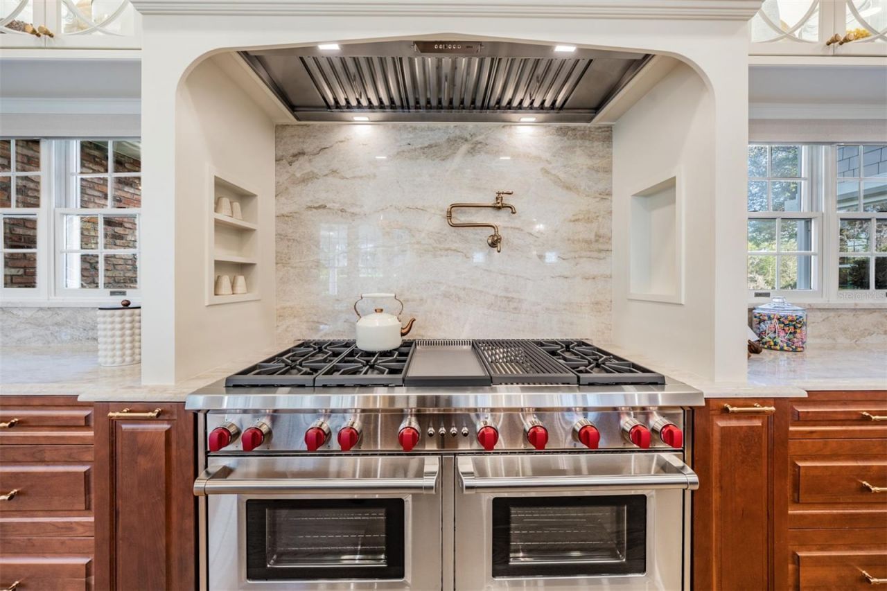 2870 Cobblestone Drive, Palm Harbor, FL 34684 Photo