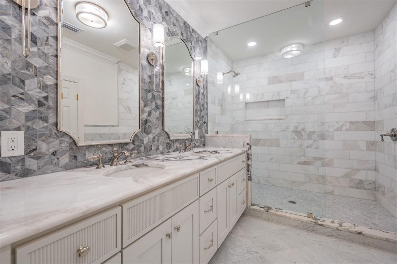 2870 Cobblestone Drive, Palm Harbor, FL 34684 Photo