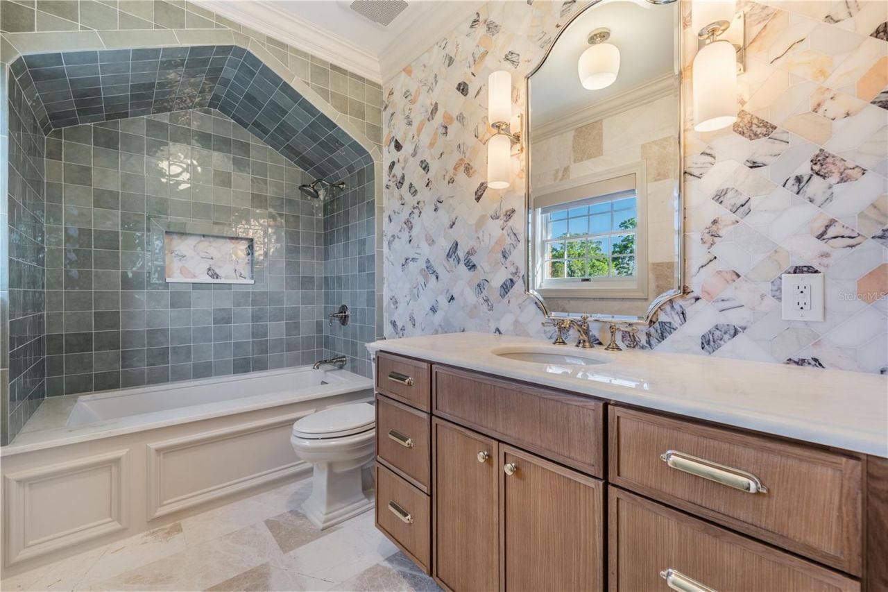 2870 Cobblestone Drive, Palm Harbor, FL 34684 Photo