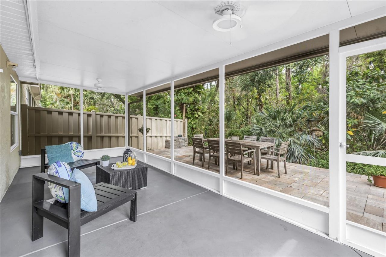 355 Red Cedar Court Ne, Saint Petersburg, FL 33703 Photo