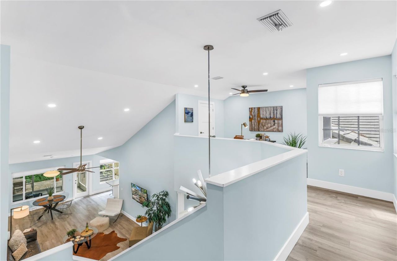 355 Red Cedar Court Ne, Saint Petersburg, FL 33703 Photo