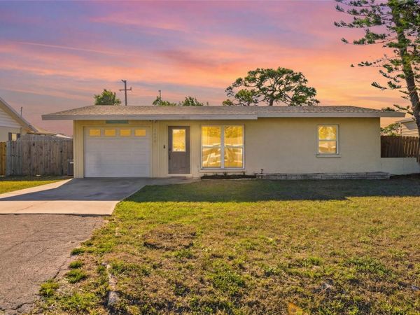 3090 SUNSET BEACH DRIVE , VENICE, FL 34293