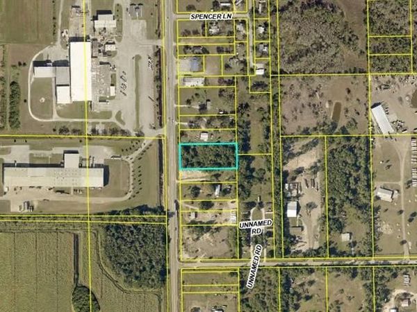 6085 S SR 29, LABELLE, FL 33935