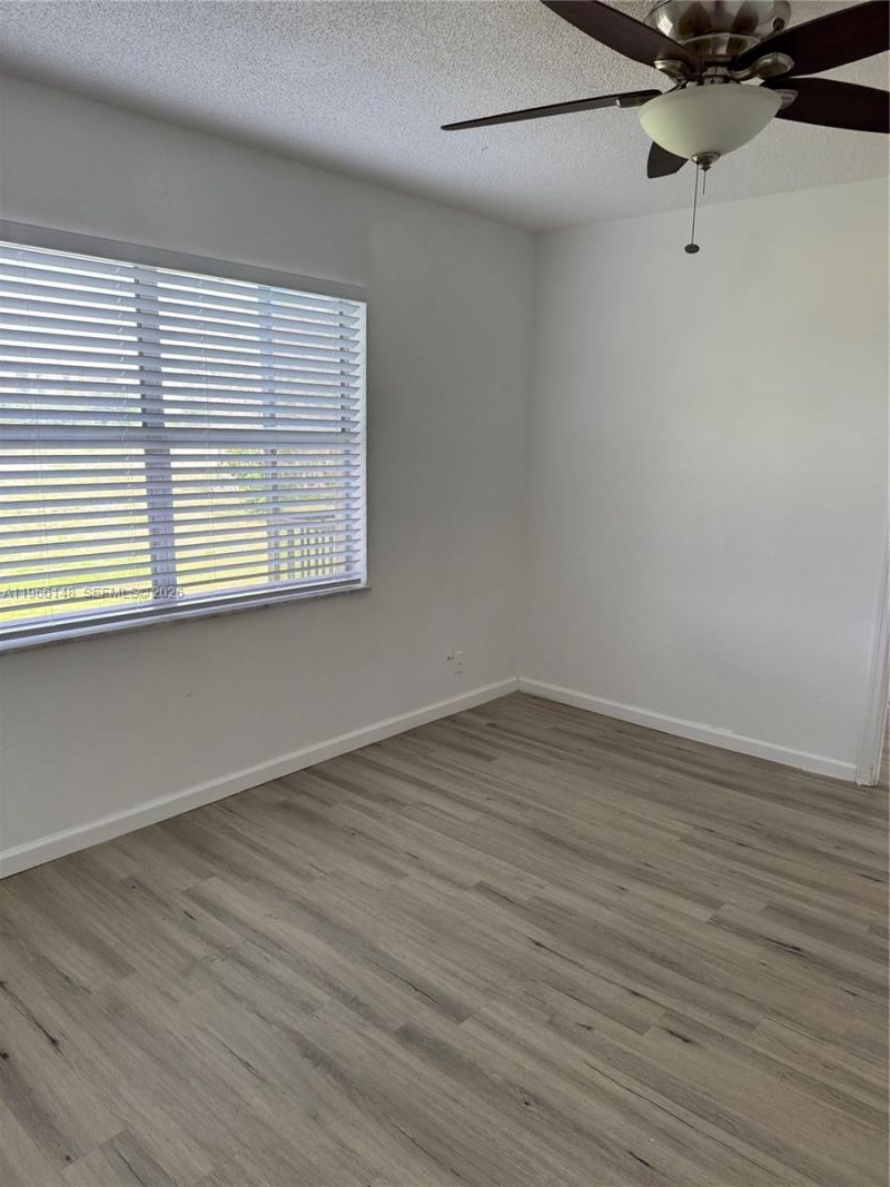 6301 N Fall Circle Dr, Unit 213, Lauderhill, FL 33319 Photo