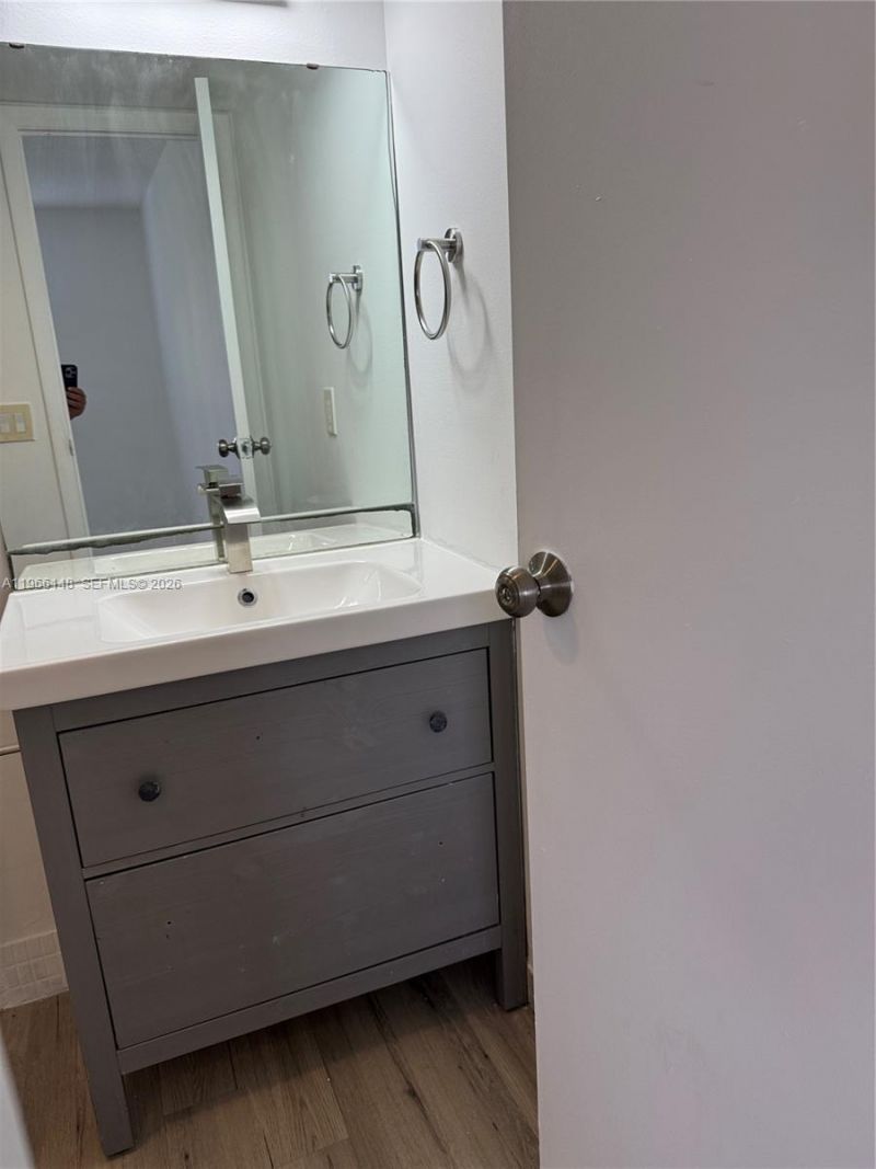 6301 N Fall Circle Dr, Unit 213, Lauderhill, FL 33319 Photo