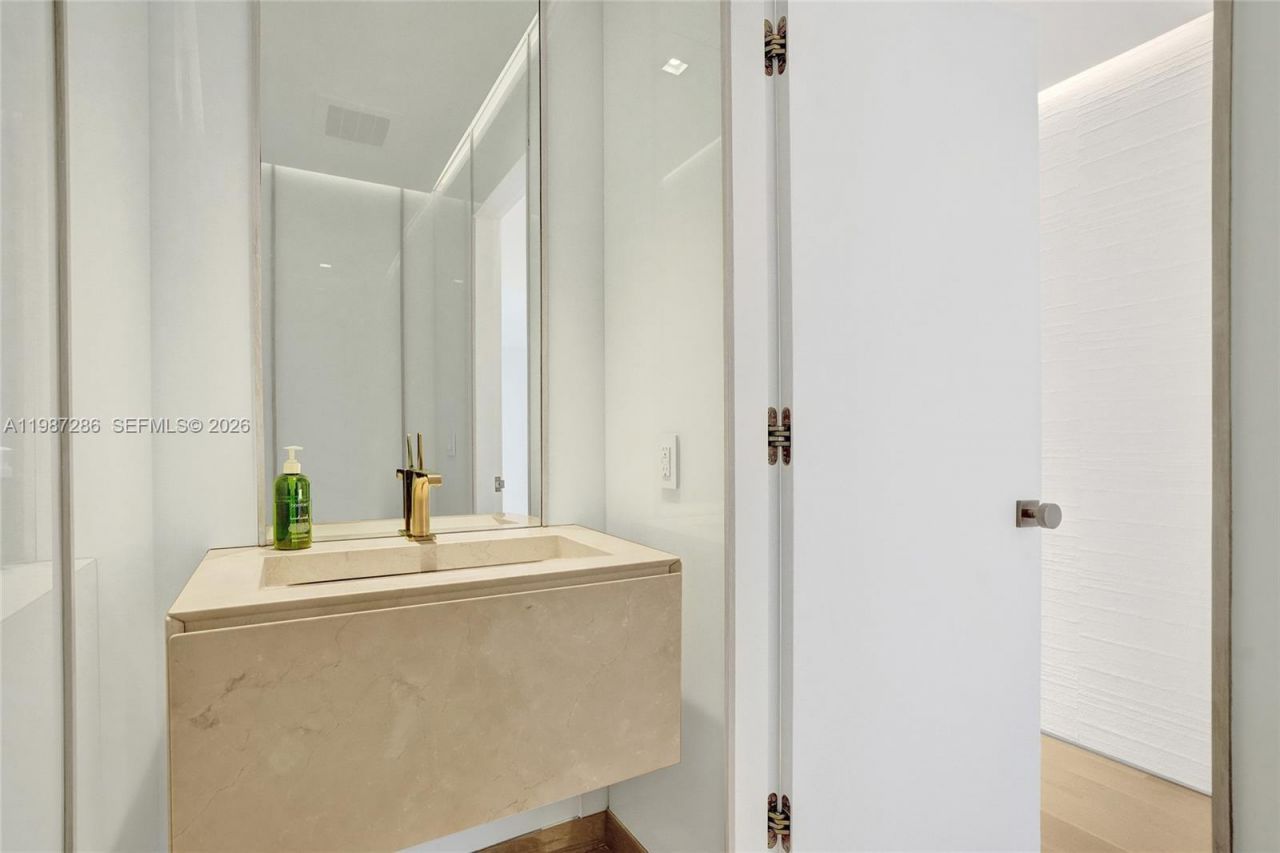 788 NE 23rd St, Unit 3801, Miami, FL 33137 Photo
