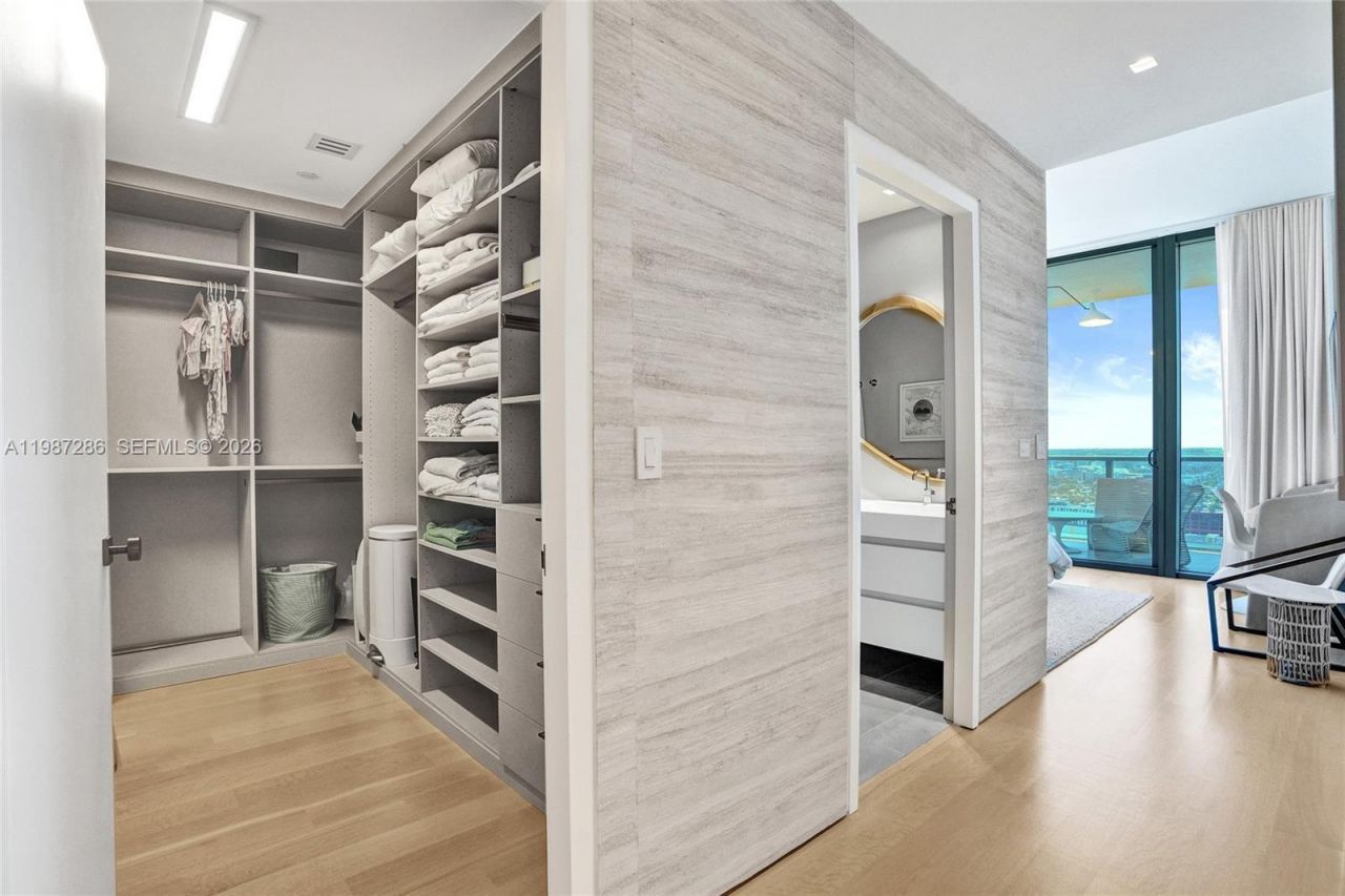 788 NE 23rd St, Unit 3801, Miami, FL 33137 Photo