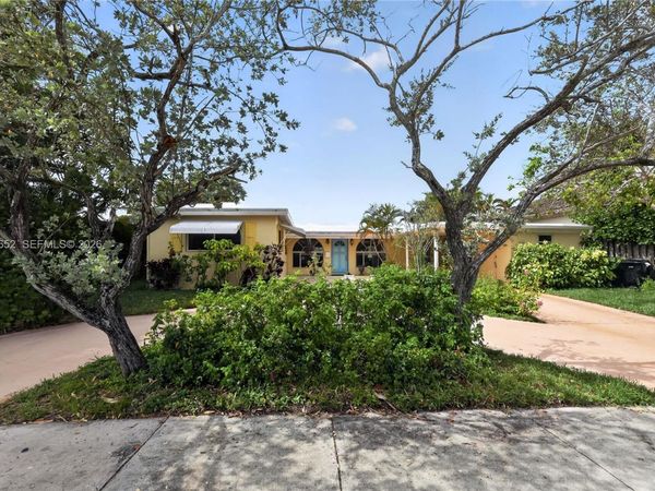 1004 Mandarin Isle, Fort Lauderdale, FL 33315