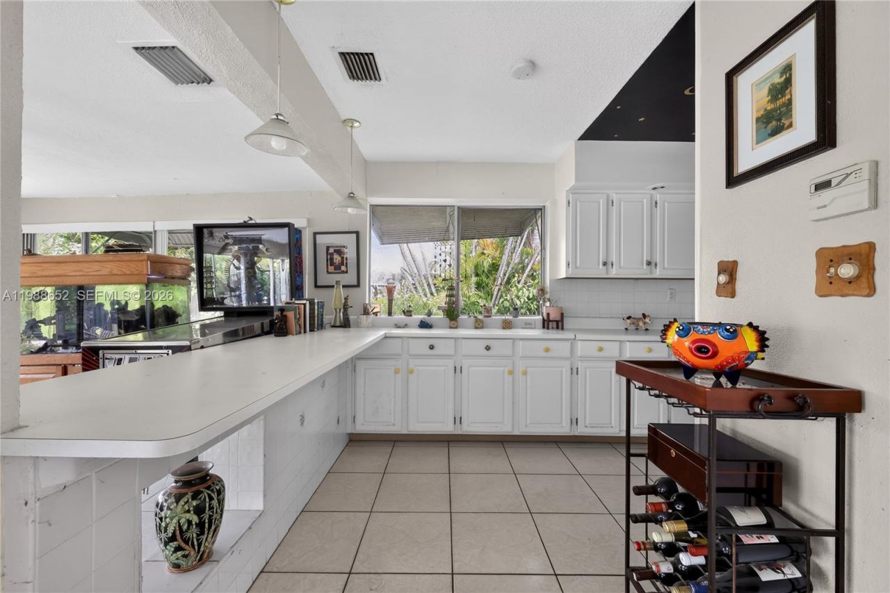 1004 Mandarin Isle, Fort Lauderdale, FL 33315 Photo