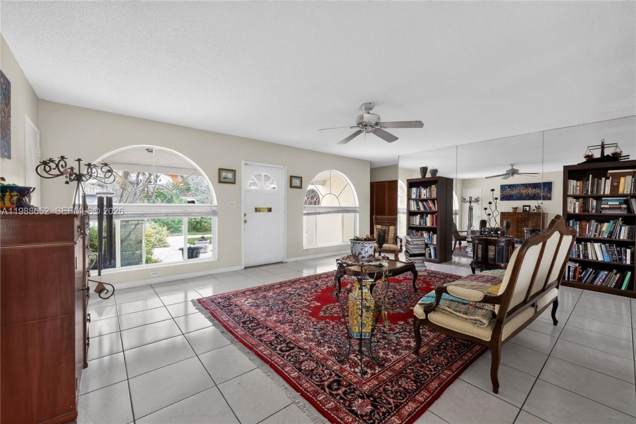 1004 Mandarin Isle, Fort Lauderdale, FL 33315 Photo