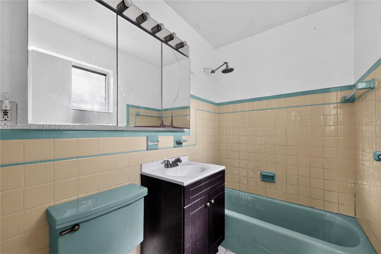 1004 Mandarin Isle, Fort Lauderdale, FL 33315 Photo