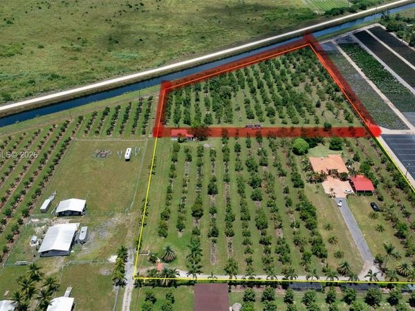 xxxxx SW 184 st, Miami, FL 33187