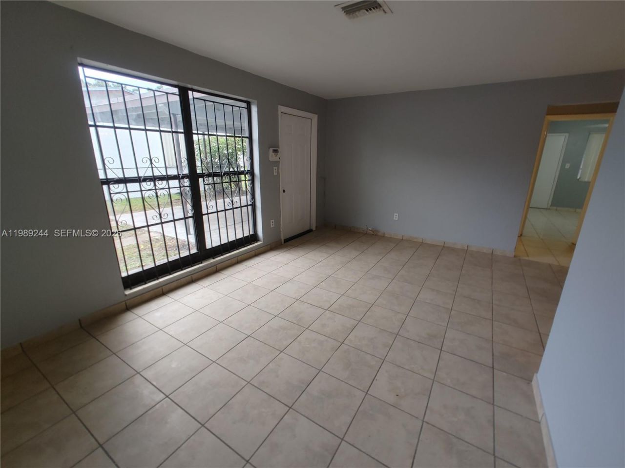 1501 NE 151st Ter , North Miami Beach, FL 33162 Photo