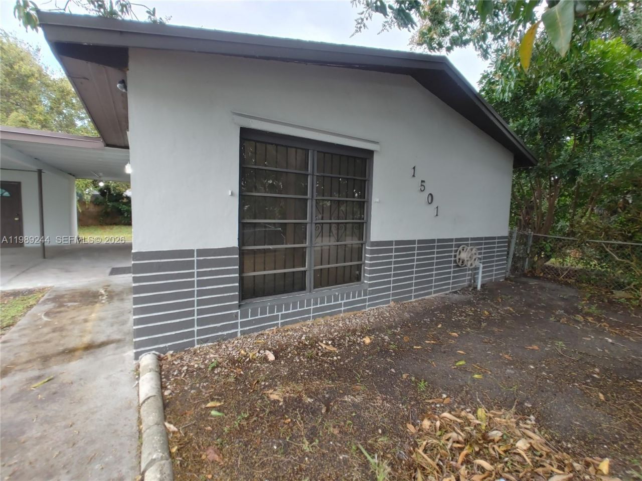 1501 NE 151st Ter , North Miami Beach, FL 33162 Photo