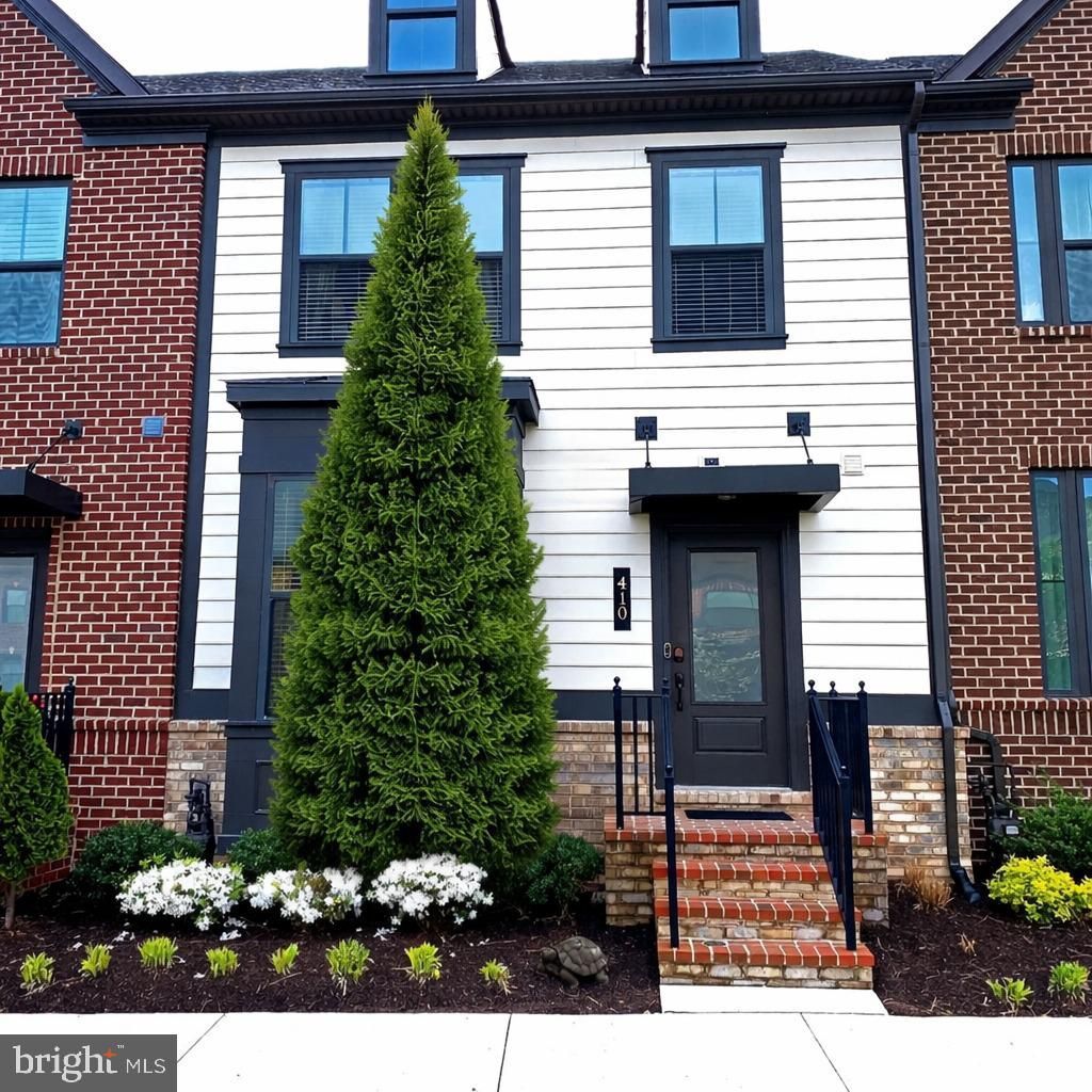 410 Redbridge Street, Middle River, MD 21220 Main Photo