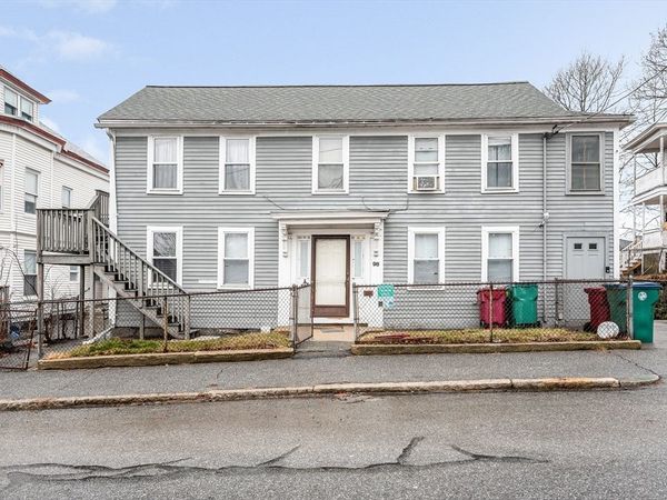 98 School Street, Unit 2R, Lowell, MA 01854