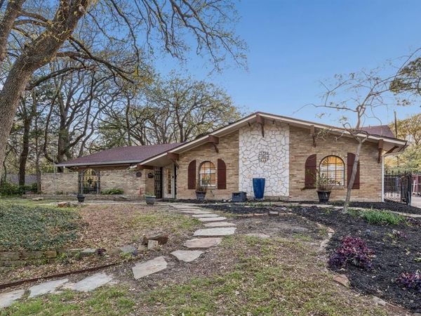 1709 Timbers Drive, Irving, TX 75061