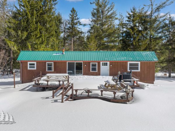 6855 Grandview Road, Lewiston, MI 49756