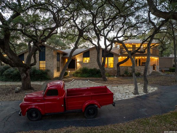 9325 Bluebell, Garden Ridge, TX 78266