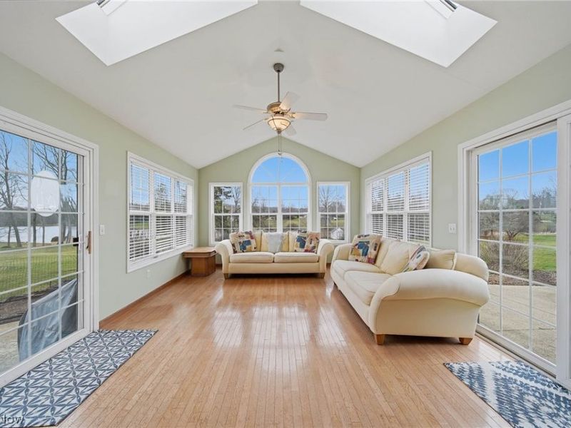 1365 Vermillion Drive, New Franklin, OH 44203 Photo 10