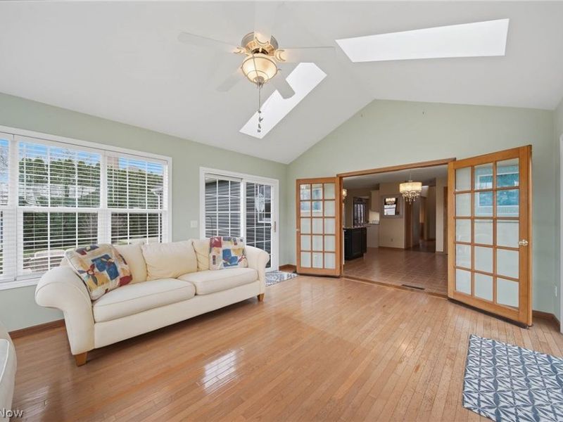 1365 Vermillion Drive, New Franklin, OH 44203 Photo 11