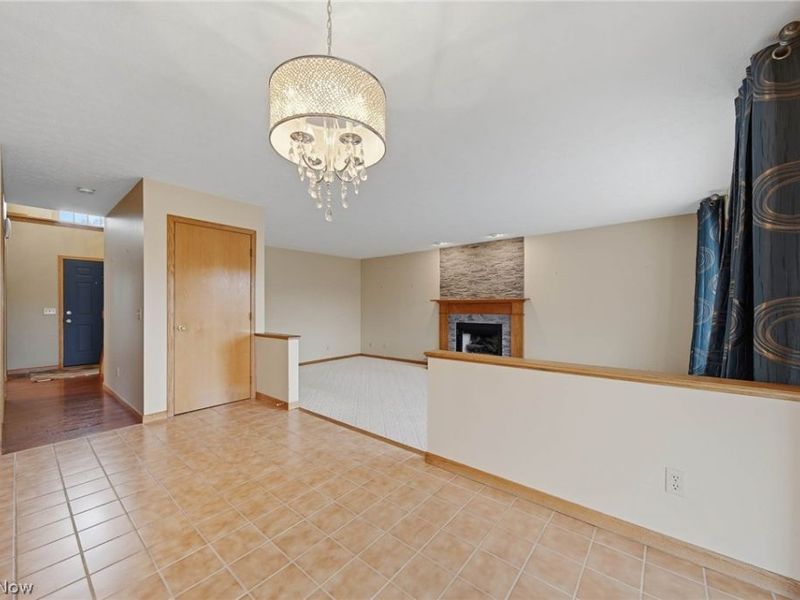 1365 Vermillion Drive, New Franklin, OH 44203 Photo 14