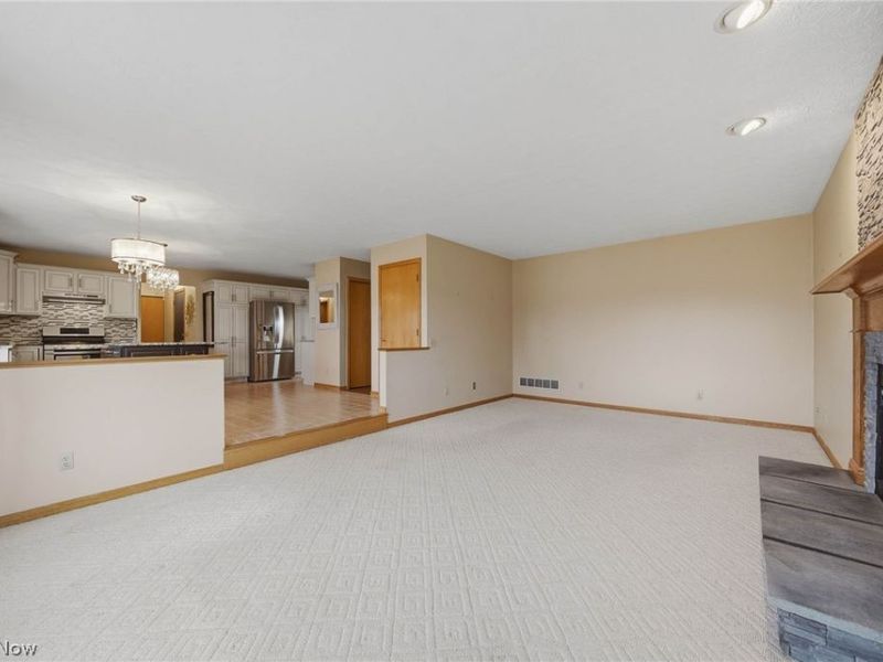 1365 Vermillion Drive, New Franklin, OH 44203 Photo 16