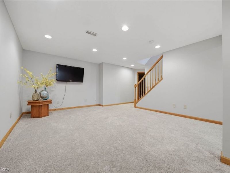 1365 Vermillion Drive, New Franklin, OH 44203 Photo 33