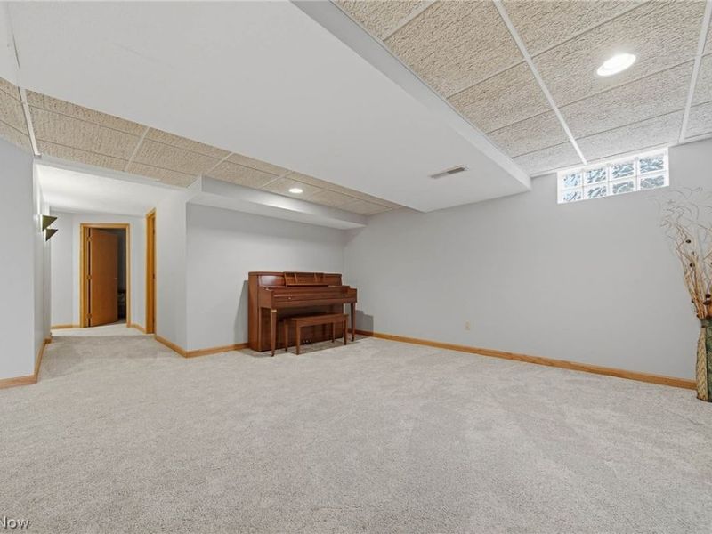 1365 Vermillion Drive, New Franklin, OH 44203 Photo 36