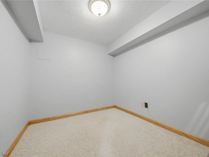 1365 Vermillion Drive, New Franklin, OH 44203 Photo 41