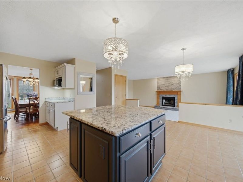 1365 Vermillion Drive, New Franklin, OH 44203 Photo 7