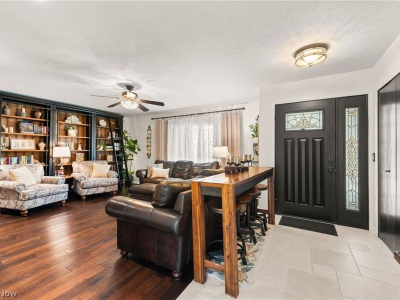 257 Windward Drive, Elyria, OH 44035 Photo 3