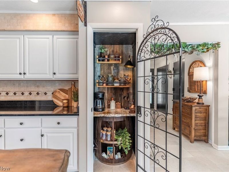 257 Windward Drive, Elyria, OH 44035 Photo 7