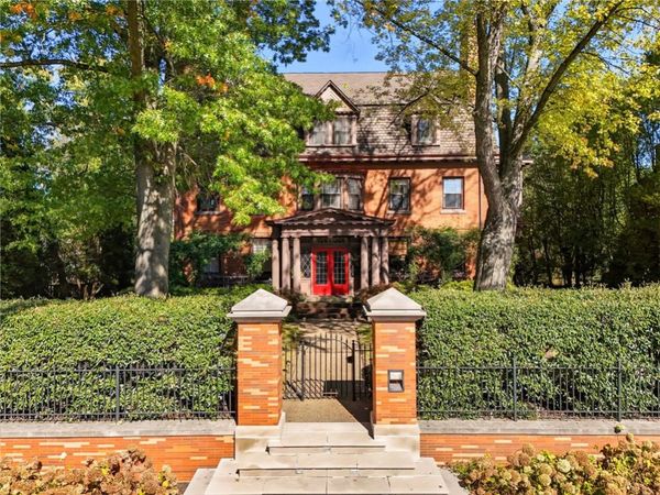 5427 FORBES , Pittsburgh, PA 15217