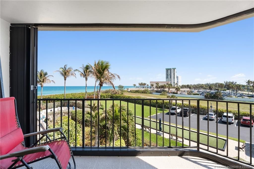 9650 S Ocean Drive, Unit 210, Jensen Beach, FL 34957 Photo