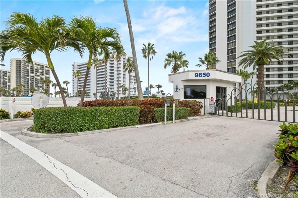 9650 S Ocean Drive, Unit 210, Jensen Beach, FL 34957 Photo