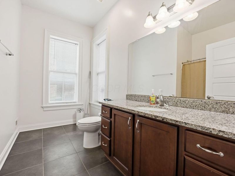 1070 E Long Street, Unit 1070, Columbus, OH 43203 Photo 18