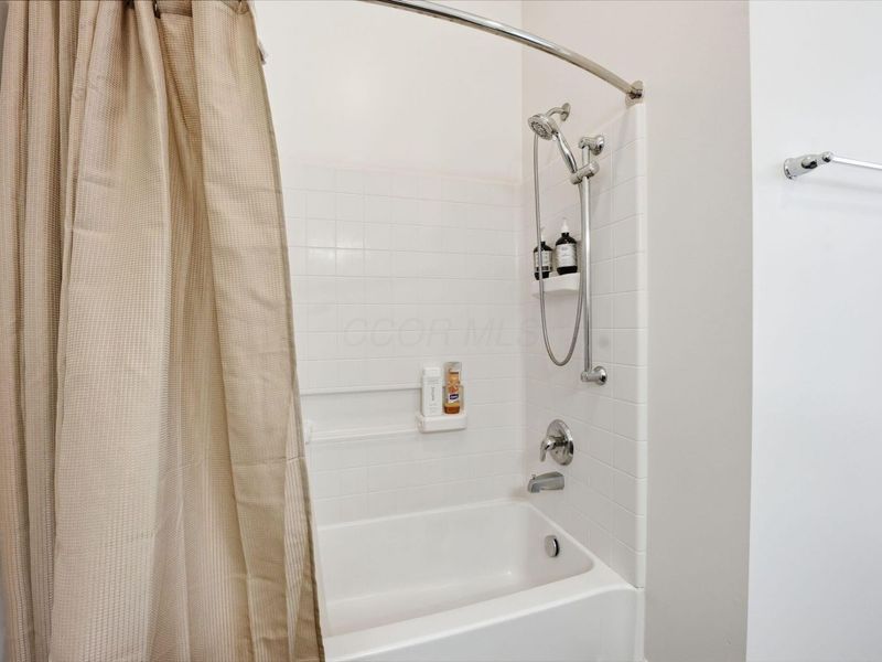 1070 E Long Street, Unit 1070, Columbus, OH 43203 Photo 20