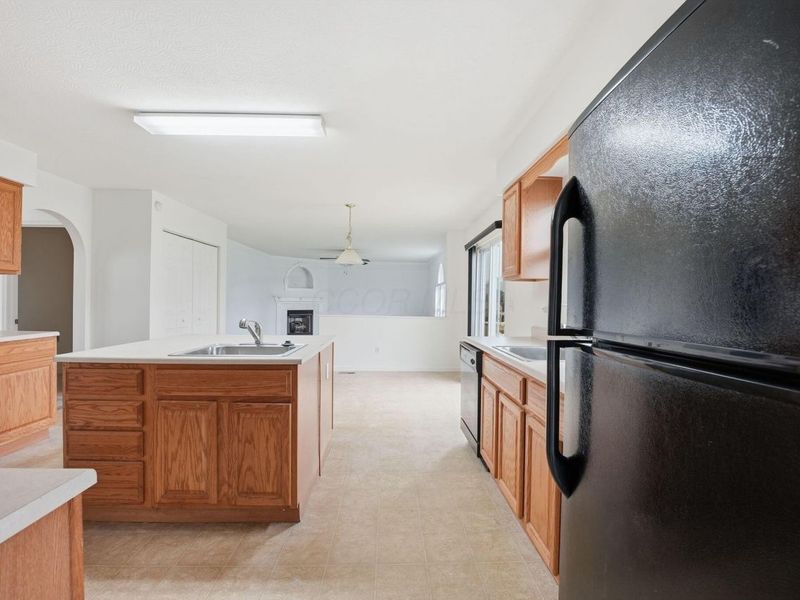 5611 Shellbark Street, Groveport, OH 43125 Photo 11