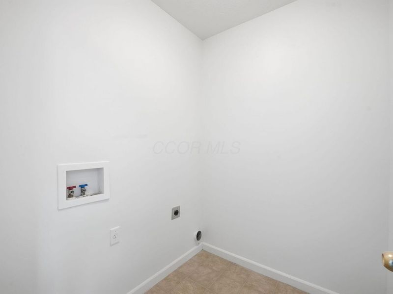 5611 Shellbark Street, Groveport, OH 43125 Photo 24