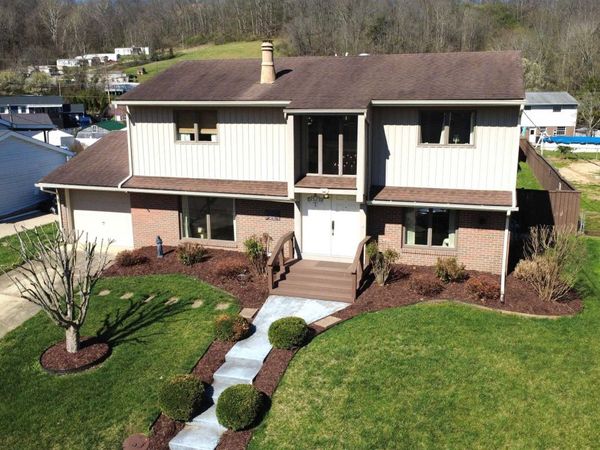 220 Nedra Drive, Barboursville, WV 25504