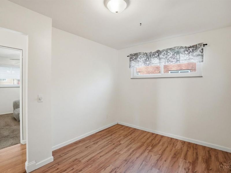 734 Wilbud Drive, Cincinnati, OH 45205 Photo 22