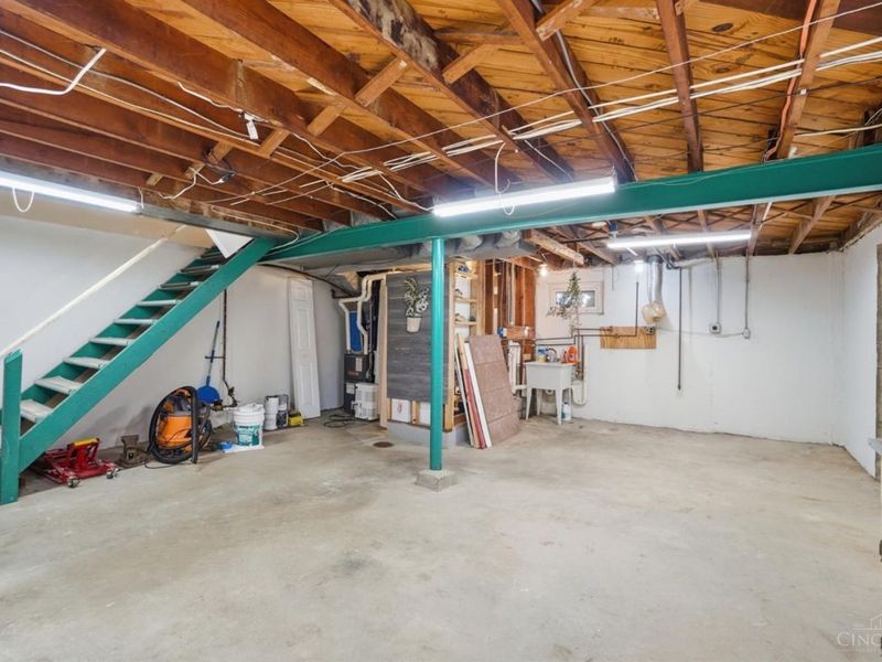 734 Wilbud Drive, Cincinnati, OH 45205 Photo 32