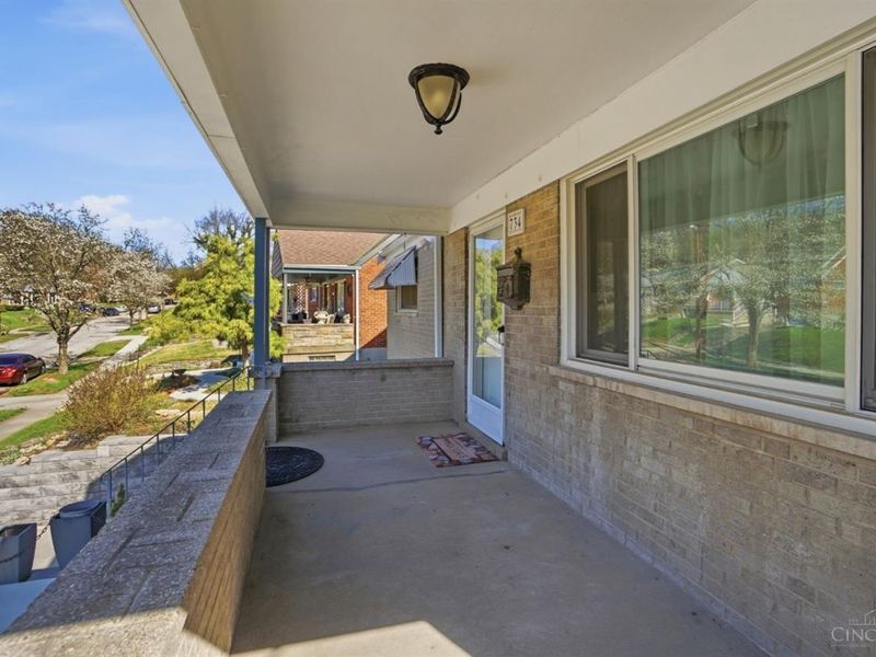 734 Wilbud Drive, Cincinnati, OH 45205 Photo 4
