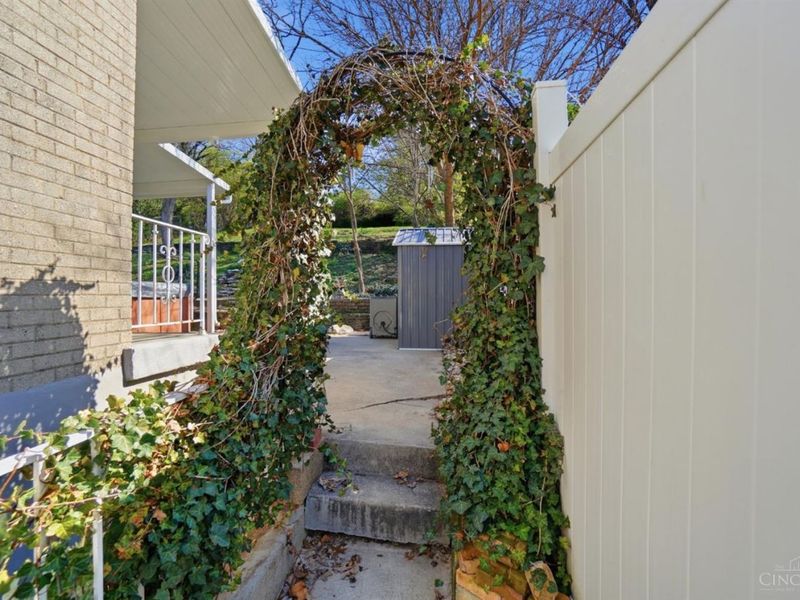 734 Wilbud Drive, Cincinnati, OH 45205 Photo 46