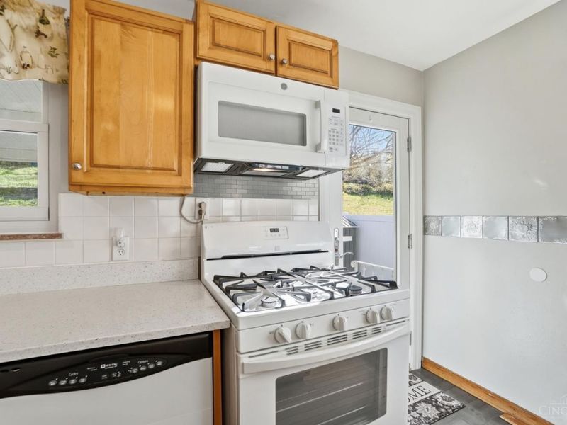 734 Wilbud Drive, Cincinnati, OH 45205 Photo 9