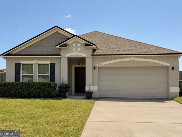 125 Walnut Way, Kingsland, GA 31548
