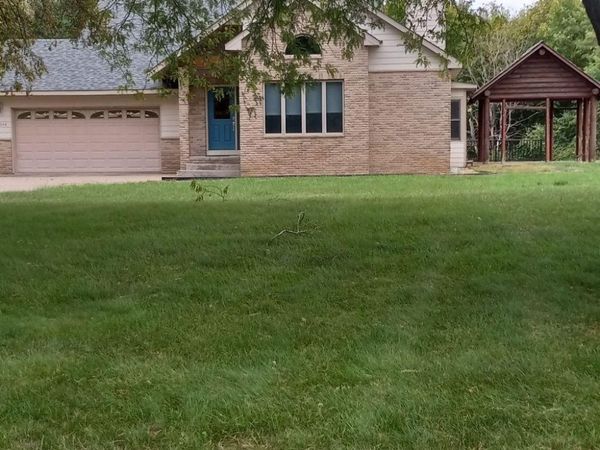 8344 Parrish Avenue NE, Elk River, MN 55330