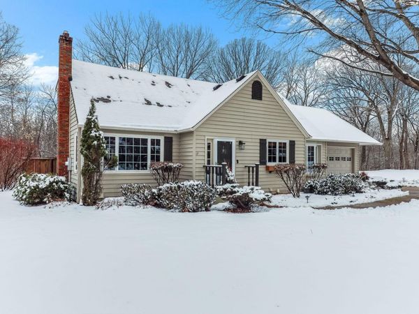 2657 Valley View Lane, New Brighton, MN 55112