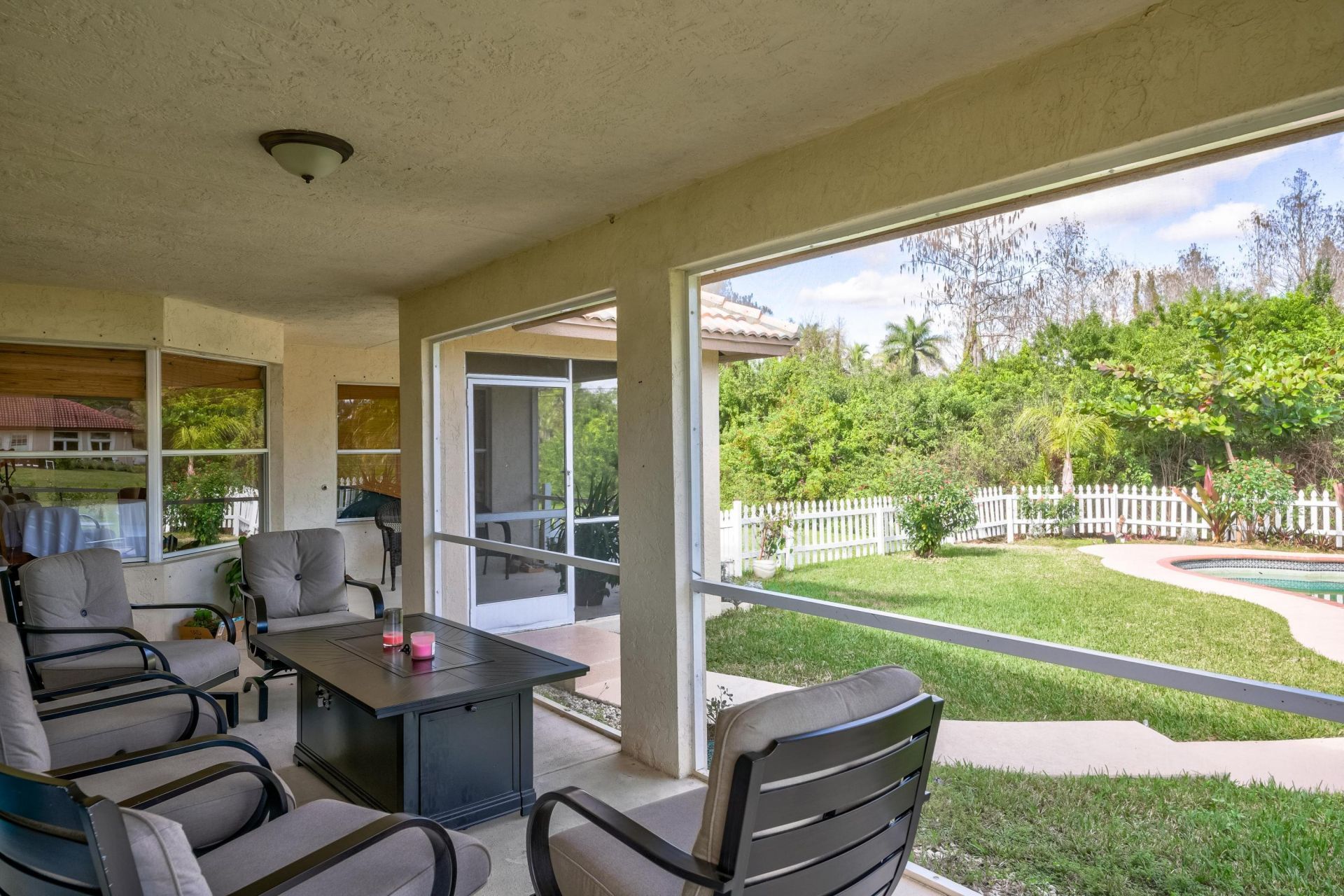 8671 N 155th Pl Place N, Palm Beach Gardens, FL 33418 Photo